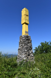Dolenja Podgora - Geodetsko znamenje Debeli vrh