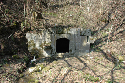 Stari trg ob Kolpi - Izvir Peč