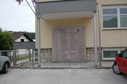 Sodražica - Spomenik padlim borcem in žrtvam fašističnega nasilja