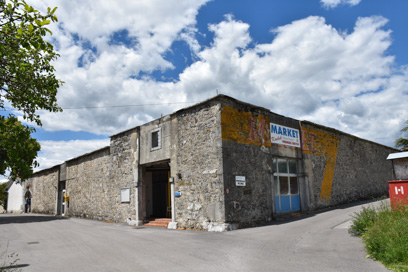 Vremski Britof - Trgovina in pošta