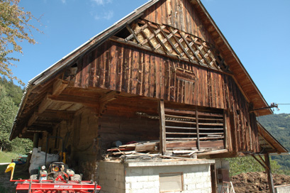 Čeče - Gospodarsko poslopje na domačiji Čeče 35