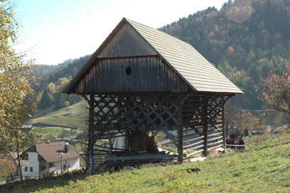 Dobovec - Kozolec na domačiji Dobovec 36