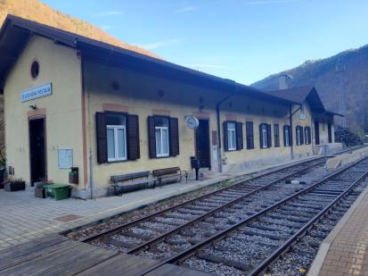 Ruta - Železniška postaja