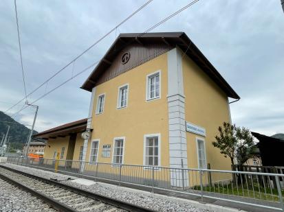 Slovenski Javornik - Železniška postaja