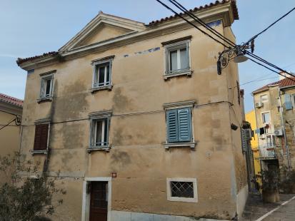 Izola - Hiša Gregorčičeva 55