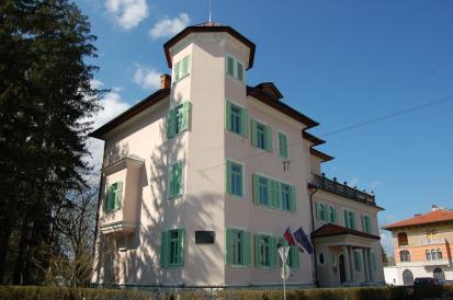 Ilirska Bistrica - Schönburgov dvorec