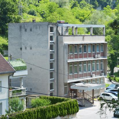 Hrastnik - Stavba stare pošte in banke