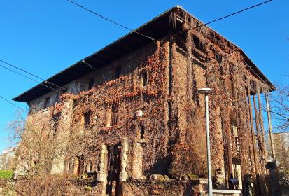 Ljubljana - Hiša Pribinova 2-4